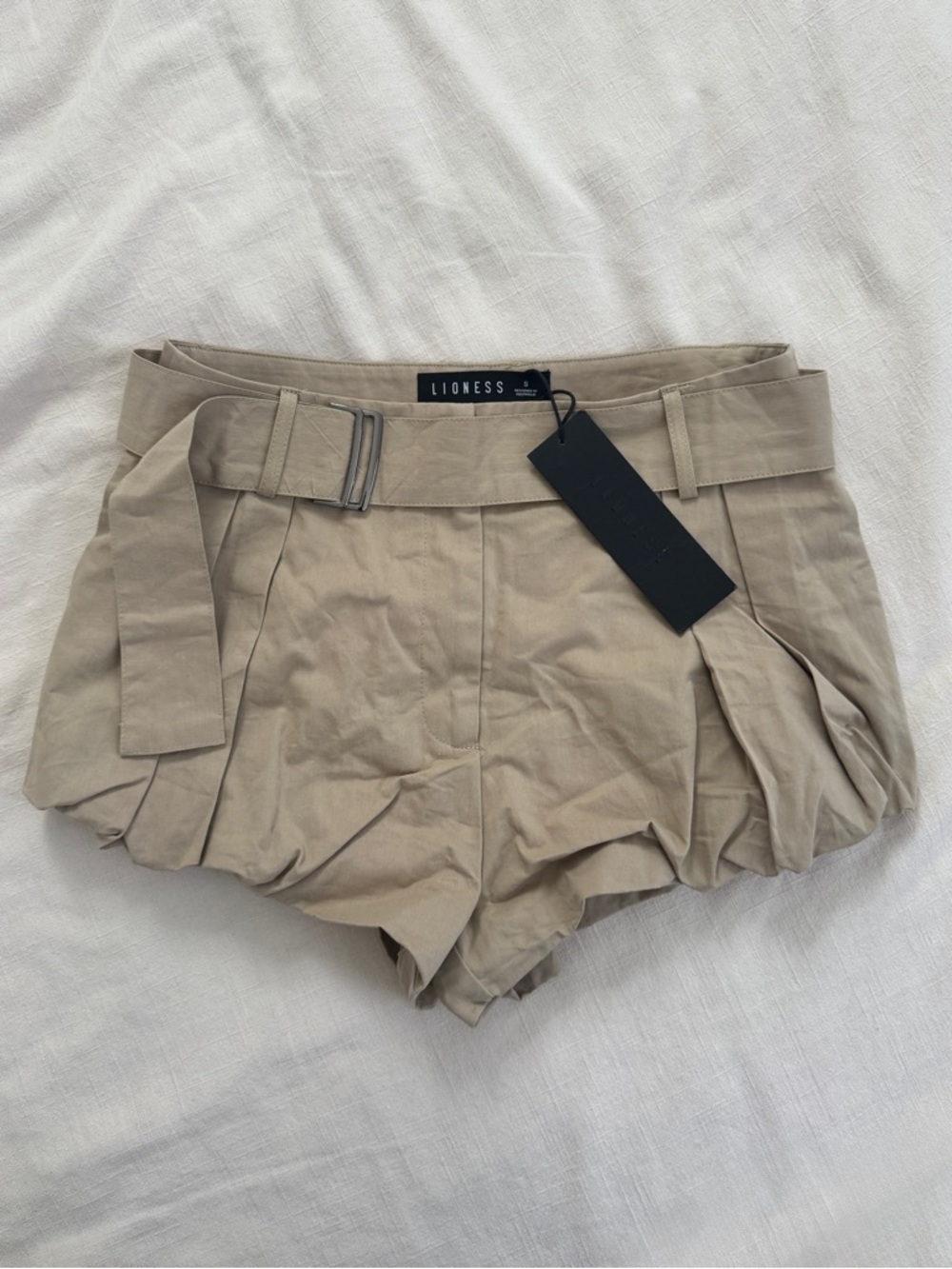 NWT Lioness New York Shorts - Camel (Light Brown), Size Small